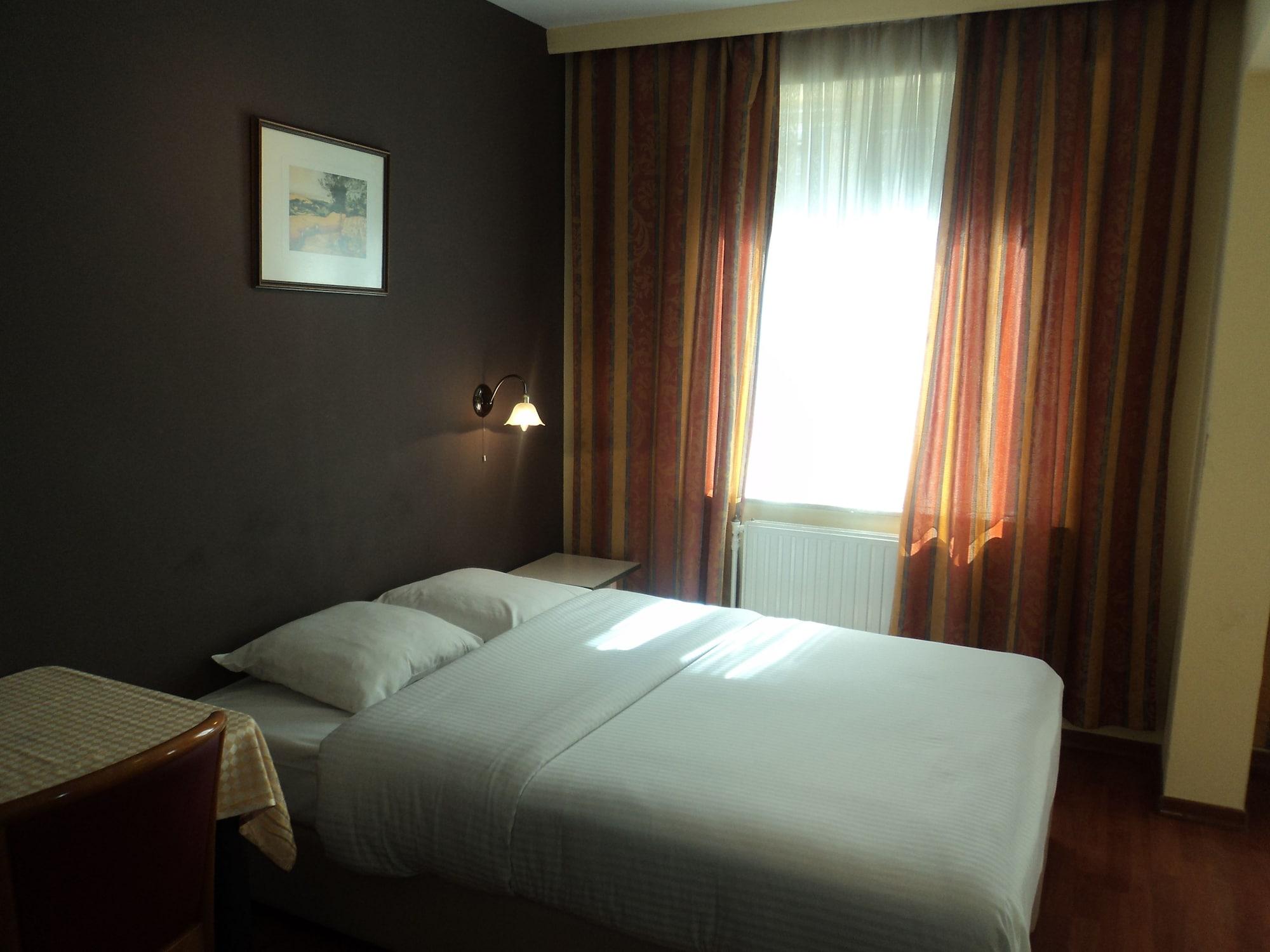 Albert Hotel Saint-Josse-ten-Noode Extérieur photo