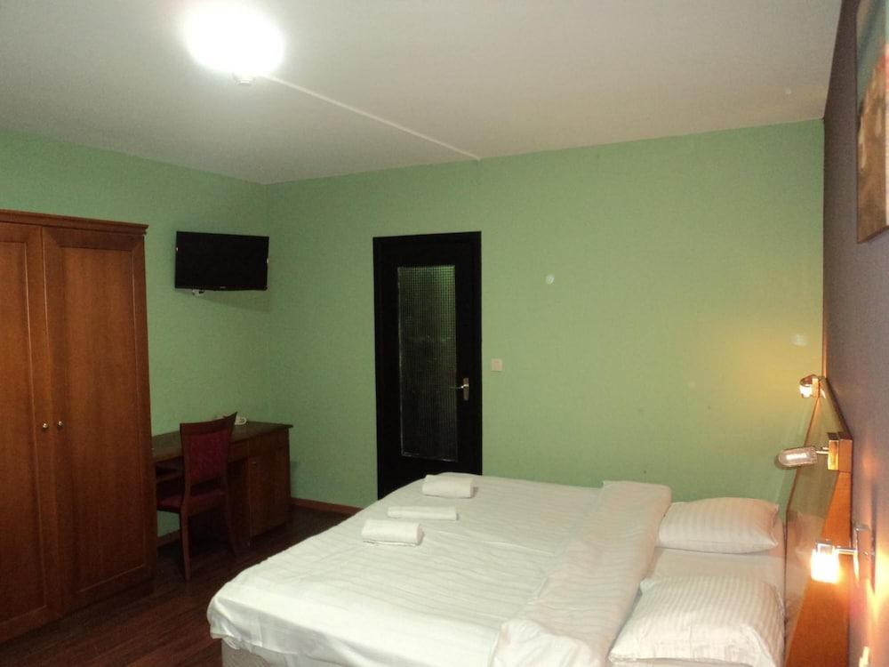 Albert Hotel Saint-Josse-ten-Noode Extérieur photo